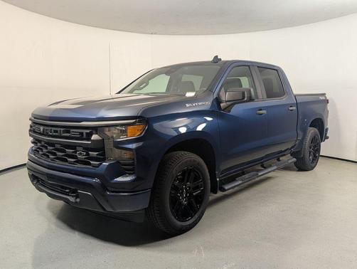 Northsky Blue Metallic 2022 Chevrolet Silverado 1500 Custom