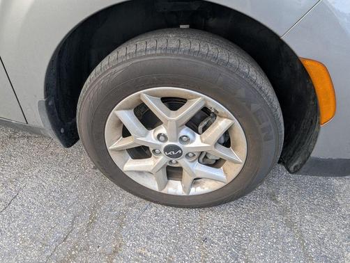 Steel Gray 2024 Kia Soul LX