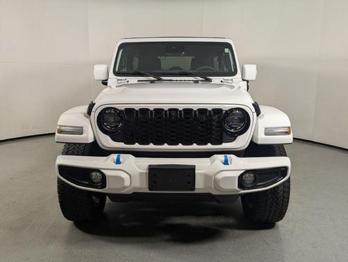 Bright White Clearcoat 2024 Jeep Wrangler 4xe High Altitude