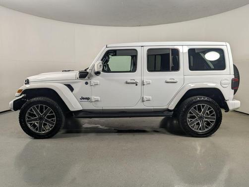 Bright White Clearcoat 2024 Jeep Wrangler 4xe High Altitude
