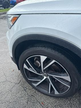 2019 Volvo XC40 T5 R-Design
