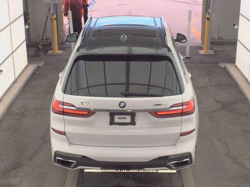 2019 BMW X7 xDrive40i