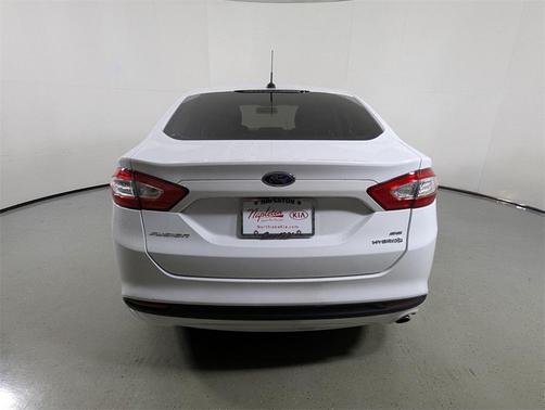 2015 Ford Fusion Hybrid SE