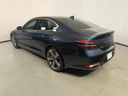 2024 Genesis G70 2.5T