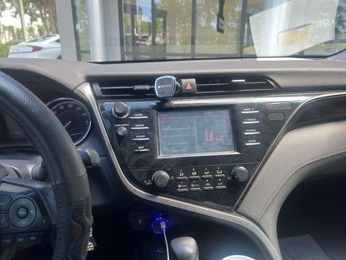 2019 Toyota Camry XLE