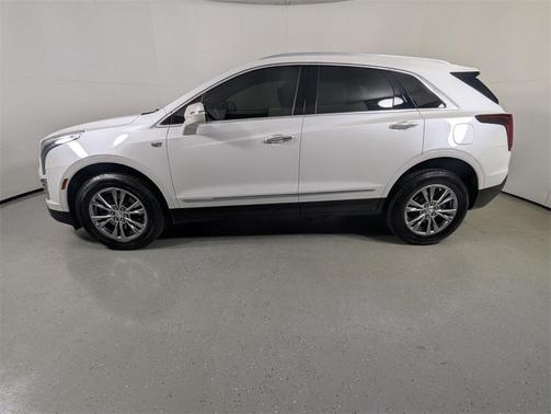 2022 Cadillac XT5 Premium Luxury