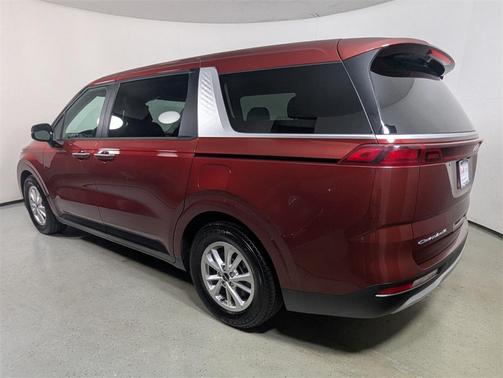 2022 Kia Carnival LXS