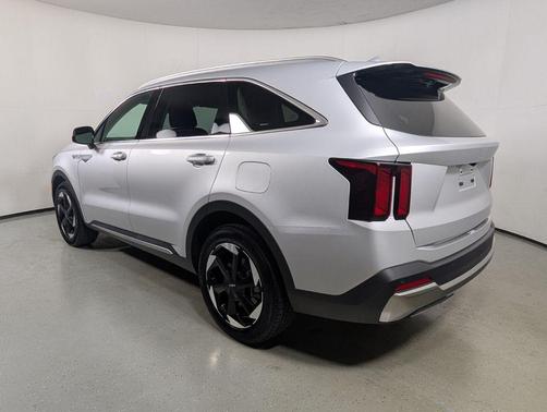 Silky Silver 2025 Kia Sorento Hybrid EX
