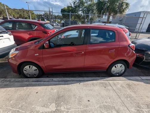 2022 Mitsubishi Mirage ES