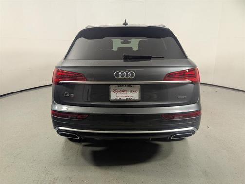2022 Audi Q5 45 S line Premium Plus