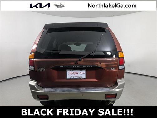 2000 Mitsubishi Montero Sport LS