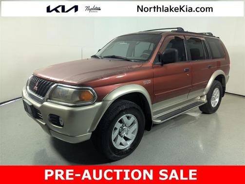 2000 Mitsubishi Montero Sport LS