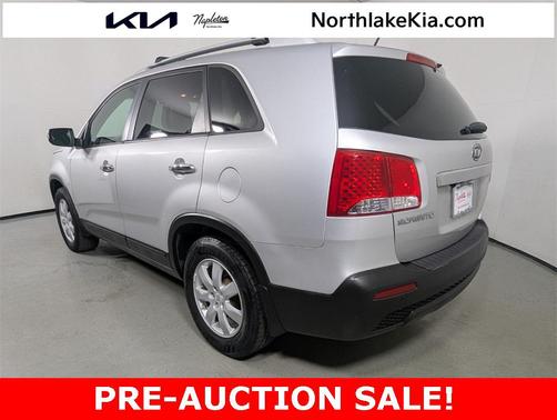 2011 Kia Sorento LX
