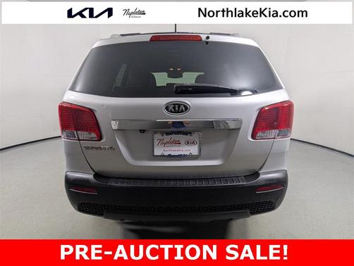 2011 Kia Sorento LX