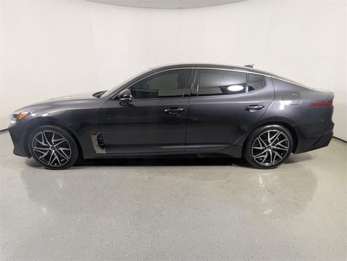 2022 Kia Stinger GT-Line