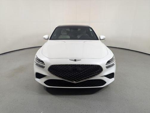 2023 Genesis G70 2.0T RWD