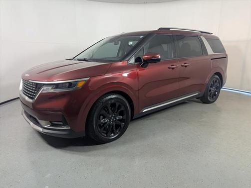 2023 Kia Carnival SX