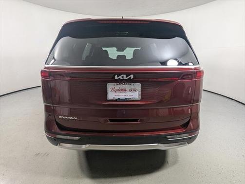 2023 Kia Carnival SX