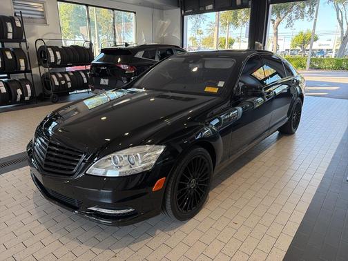 2010 Mercedes-Benz S-Class S 550