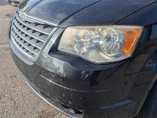 2009 Chrysler Town & Country Touring