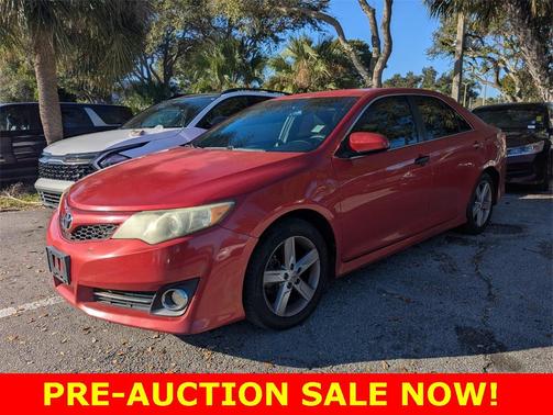 2014 Toyota Camry SE