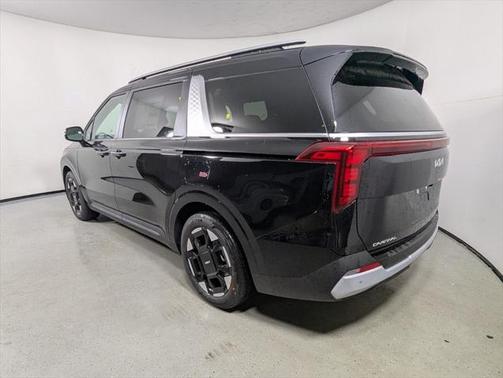 2025 Kia Carnival EX