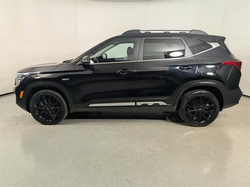 2023 Kia Seltos Nightfall Edition