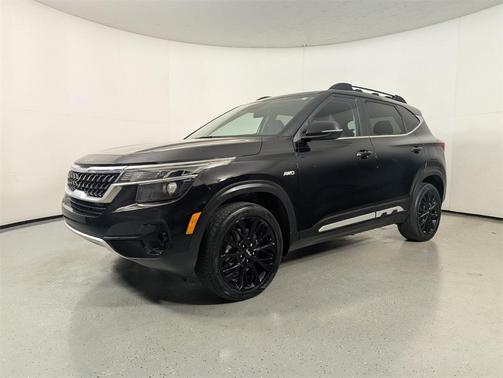 2023 Kia Seltos Nightfall Edition