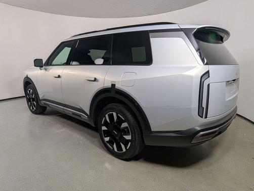 Ivory Silver 2027 Kia Telluride S