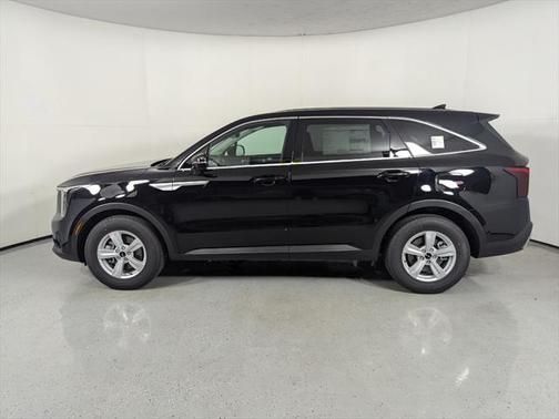 2025 Kia Sorento LX
