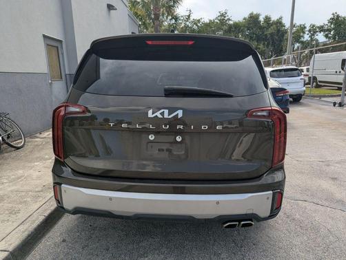 Dark Moss 2024 Kia Telluride S