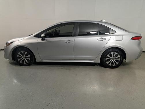 2022 Toyota Corolla Hybrid LE