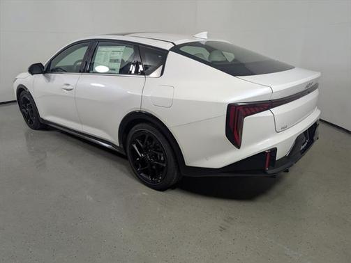 2025 Kia K4 GT-Line Turbo