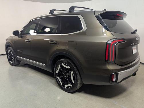Dark Moss 2024 Kia Telluride EX