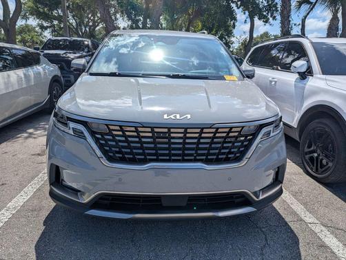Ceramic Silver 2024 Kia Carnival SX Prestige