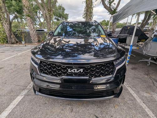 Ebony Black 2022 Kia Sorento S