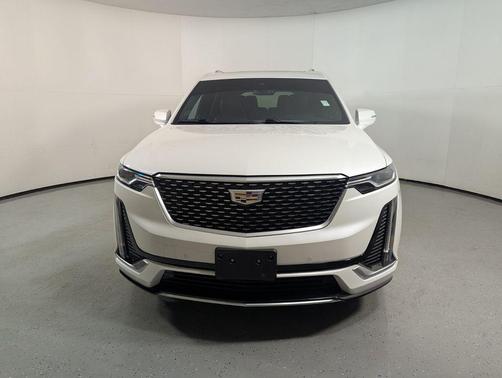 Crystal White Tricoat 2021 Cadillac XT6 Premium Luxury AWD
