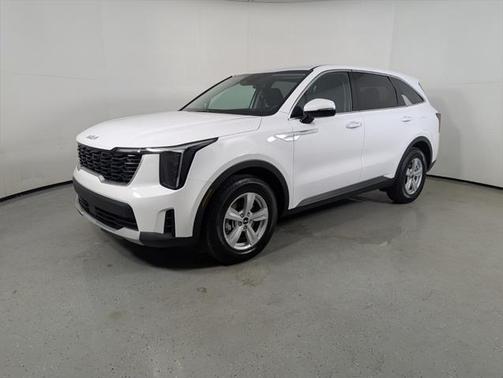 2025 Kia Sorento LX