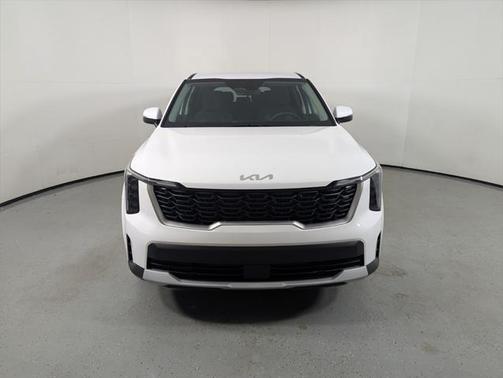 2025 Kia Sorento LX