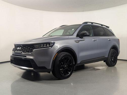 Everlasting Silver 2022 Kia Sorento S
