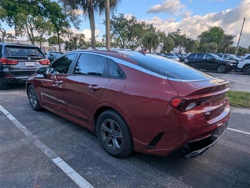 2022 Kia K5 LXS