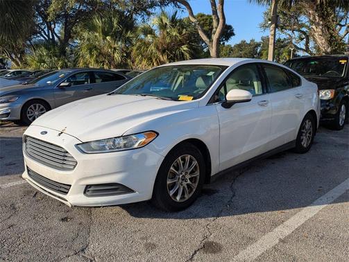 2015 Ford Fusion S
