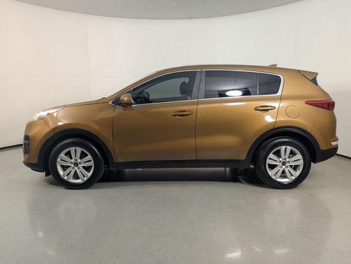 Burnished Copper 2017 Kia Sportage LX