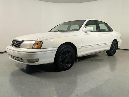 1999 Toyota Avalon 