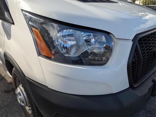 2024 Ford Transit-250 Base