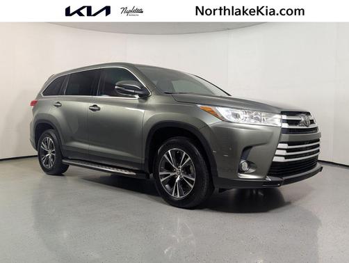 Alumina Jade Metallic 2019 Toyota Highlander LE Plus