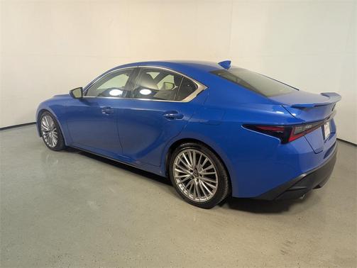 2022 Lexus IS 300 Base