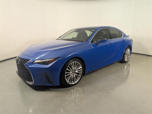 2022 Lexus IS 300 Base