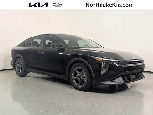 Aurora Black Pearl 2026 Kia K4 LXS