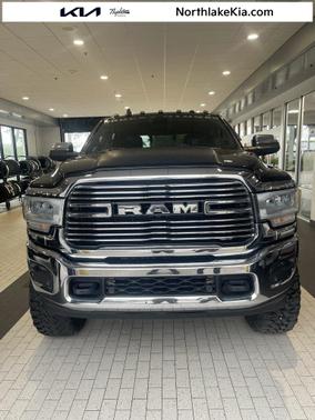 2022 RAM 3500 Laramie Crew Cab 4x4 6'4' Box